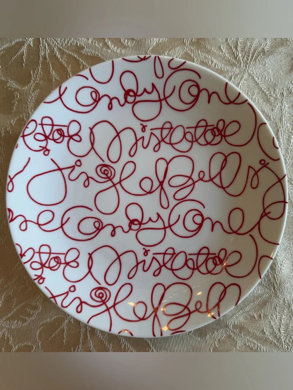 Crate & Barrel Mistletoe Holiday Plate - Set of 2 470-392